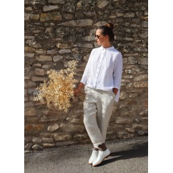 Long sleeves pleated shirt, white linen