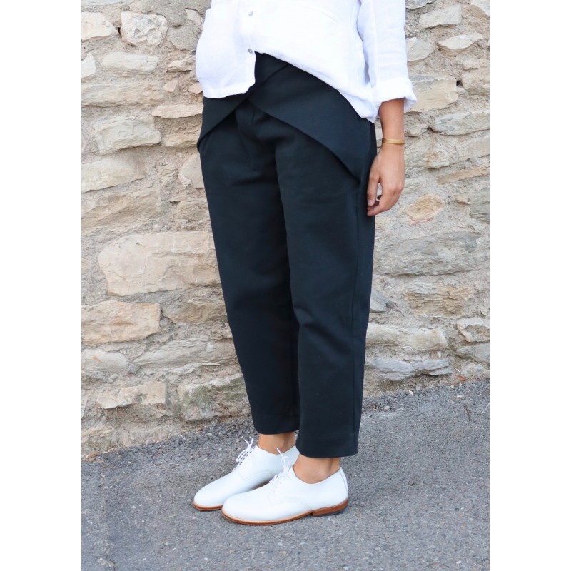 Pleated trousers, black denim