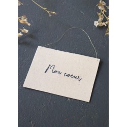 Embroided words "Mon coeur"