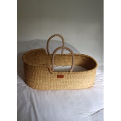 Moses basket,natural handle