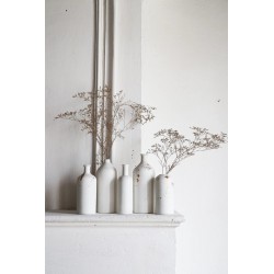 Simple vase white