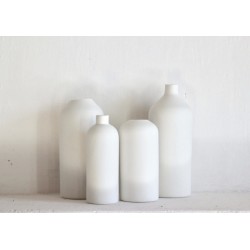 Simple vase white