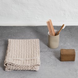 Big waffle bath towel, beige cotton