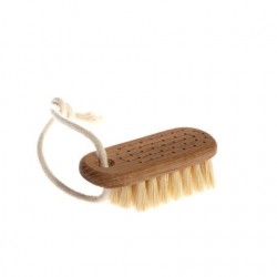 brosse à ongles avec ficelle