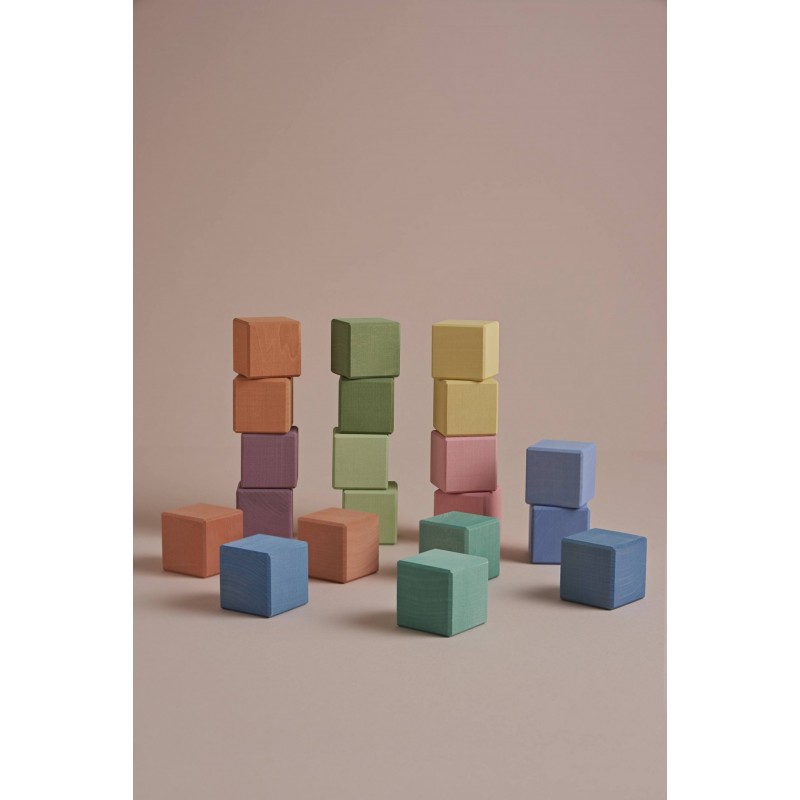 Cubes en bois, teintes de peaux