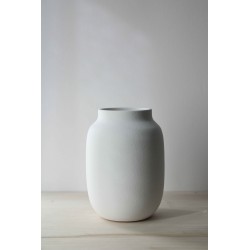 Vase 04, white ceramic