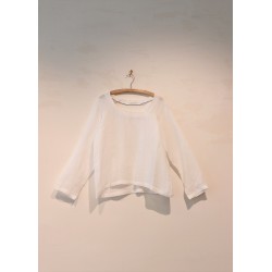 Long sleeves blouse squared neck, white linen