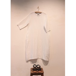 Flared dress, 3/4 sleeves, U neck, white linen