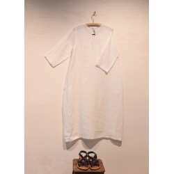 Flared dress, 3/4 sleeves, U neck, white linen