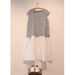 Short sleeves blouse squared neck, light stripes linen