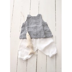 Sleeveless blouse, light stripes linen