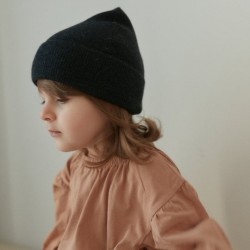 Light beanie in merino wool, graphite